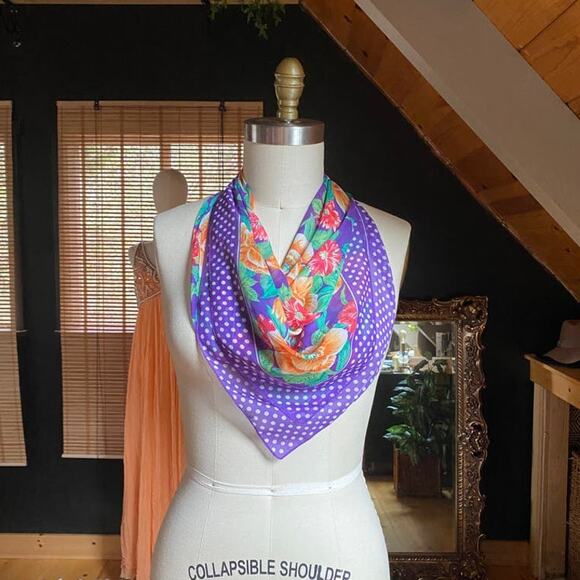 Vintage Accessories - Vintage Silk Scarf